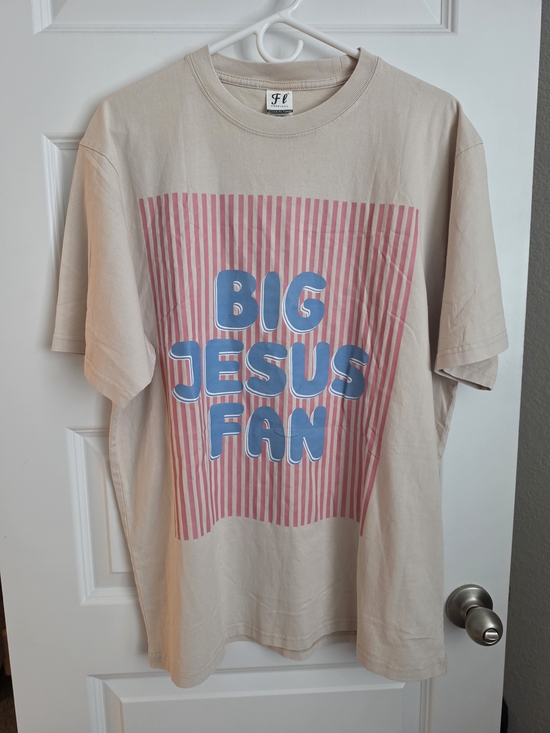 Freelect Tops - Graphic Tee Blue & Pink